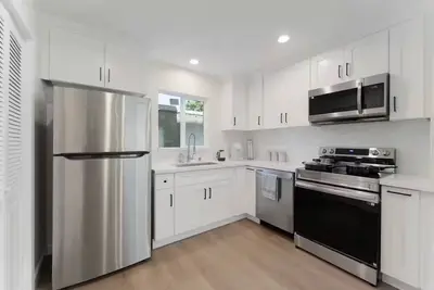 Image de 2Bedroom - 1Bath - Quiet - Dtla - Outdoor Space - Free Parking