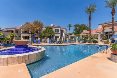Image de Scottsdale 2br Condo w/ Pool, Sauna, Bbq & More!