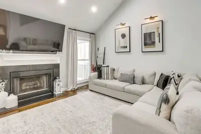 Image de Getaway w/ Home Gym & Theater Room in Hoover Area