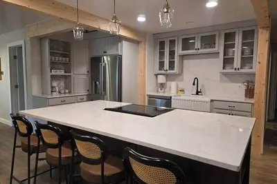 Image de Newly renovated 3-bedroom house in Tok