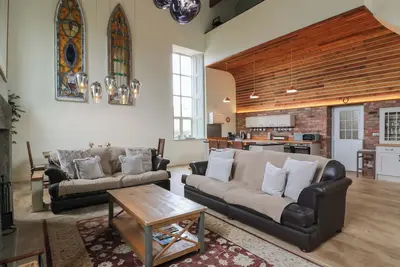 Image de The Old Chapel, pet friendly, with open fire in Norham