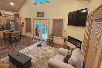 Image de Charming Lakeside Cottage