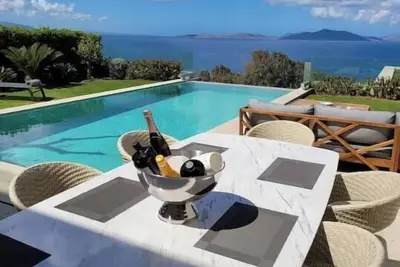 Image de Sea View Villa in Akyarlar w/ Infinity Pool