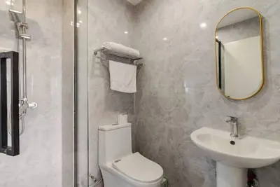 Chic Kilimani Apartment  Plush Couch & King Bed