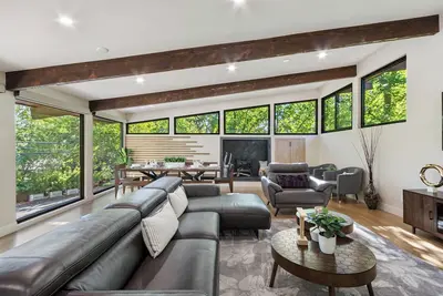 Image de Experience luxury at Sedona Tree Mendous Escape, a stunning 3br home in West Sedona.