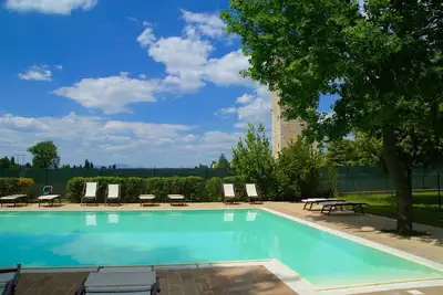 Image de Maison à Spello avec Piscine et Terrasse