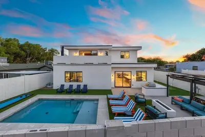 Image de Mountain Oasis | Pool, Game Room & Loft for Endless Entertainment