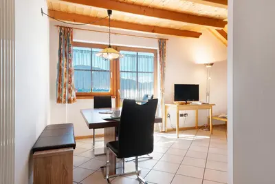 Image de Appartement 'Melcherhof Schwarzhorn' avec vue sur la montagne, jardin commun et Wi-Fi