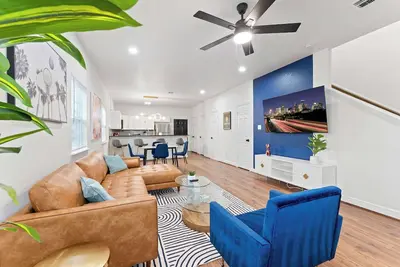 Image de Nrg MedCenter 2bd/2. 5ba w FencedYard & WasherDryer