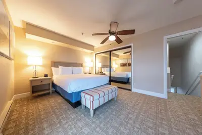 Image de Oceanside Beach Stay w/Kitchen | Steps to Pacific Coast