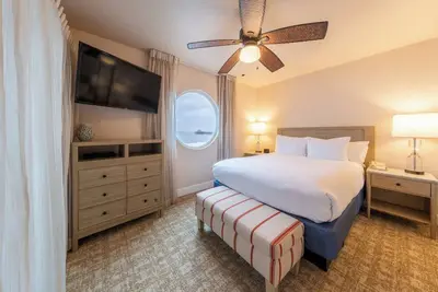 Image de 2 Units w/Kitchen | Steps to Oceanside Pier