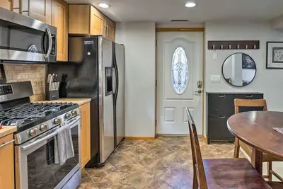 Image de Lovely apartment in vibrant Seattle