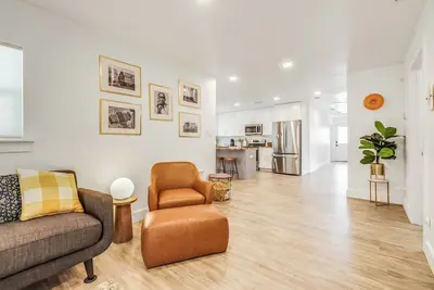 Image de Historic Charmer in Tallahassee Jake Gaither Park