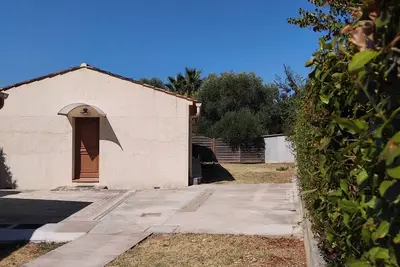 Image de Maison spacieuse, au fond d'une impasse, quartier paisible