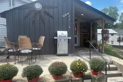 Image de 2-bedroom home. Very spacious with creek access and fire pit. Close to game land