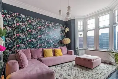 Image de Stylish, City Hideaway - Pet + Group friendly - Sleeps up to 9 comfortably