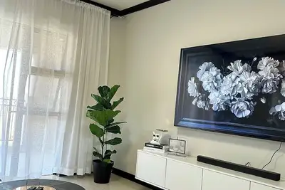 Image de Relax & Unwind in a Stylish 3-Bedroom Midrand Getaway