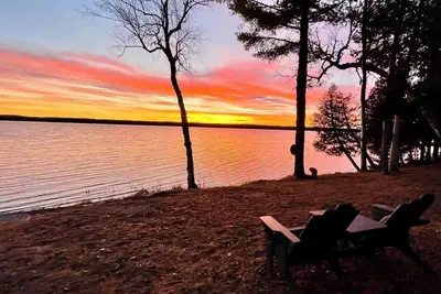 Image de All-Season Lakefront Home - Direct Trail Access - Sleeps 10 - Cross Lake, Maine