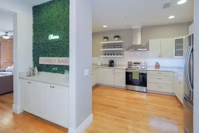 Image de Dreamy Downtown Industrial Luxury Loft