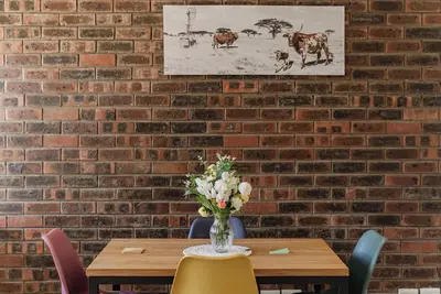 Image de Sophisticated Urban Living In Cape Town with Secure Parking