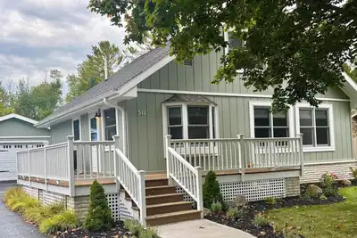 Image de Fresh & Modern Cottage 3-Min Walk to Stunning Lake Huron Sandy Beach