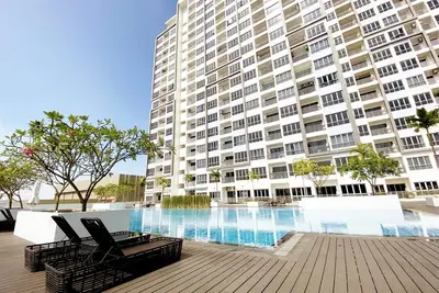 Image de Cozy Two Bedroom Condo With Swimming Pool | HarbourBay Residences |  Wi-Fi