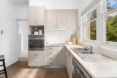 Image de Charming Cottage | Walk to City, Floriade & Eat Street