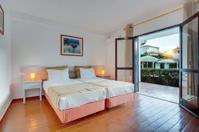 Image de Albufeira Coastal Stay Moments from Beaches and Nightlife Hotspots