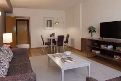 Image de 2 Units at Altis Suites Perfect for Groups, Pets are Welcome!