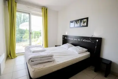 Image de Relax in Our Apartments with Balcony Views & Pool | Near Canal du Midi