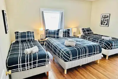 Image de 21 Minutes to Tesla & Usa Parkway/Pet Ok/Sleeps20