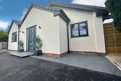 Image de House in Hale With Hot Tub