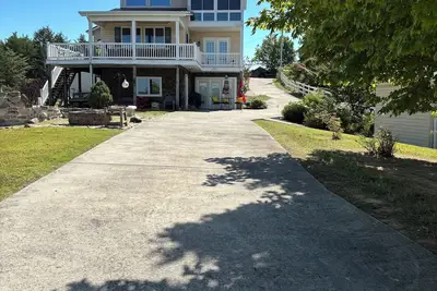 Image de Family Fishing Cottage at Bebber’s Point – Private Cove, Dock & Room for 10