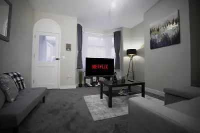 Image de Spacious 3br Home + Parking