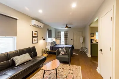 Image de Boho Blue & Airstream Nearby all Things Memphis