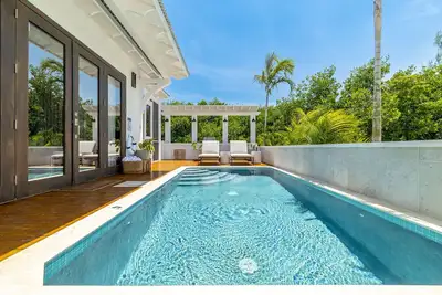 Image de The Palms and The Pool Club at Mahogany Bay