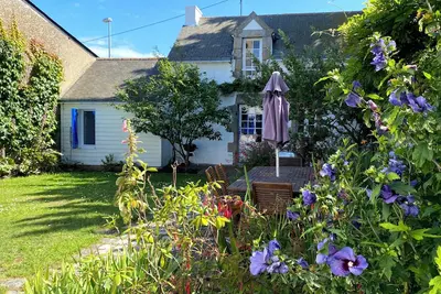 Image de Côté Mer : maison de caractère entre marais salants et Côte Sauvage