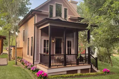 Image de The Village Jewel at Selah- 2 bed 2 bath Sleeps 5 - Close to Ou Campus