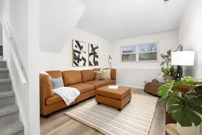 Image de Clean, comfortable, and versatile home, perfect for long stays