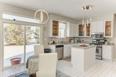 Image de Cozy Comfort/ 2-Bedroom Plainfield Getaway