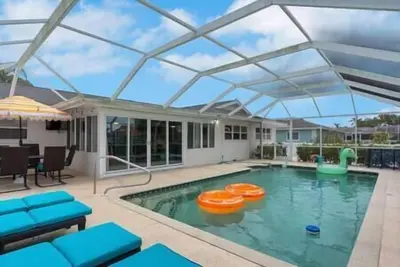 Image de Tropical Getaway: Pool, Putting Green, Near Beaches