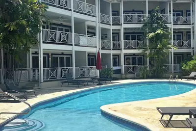 Image de Cozy 2-bedroom apartment with Ac, 5 min walk from beach