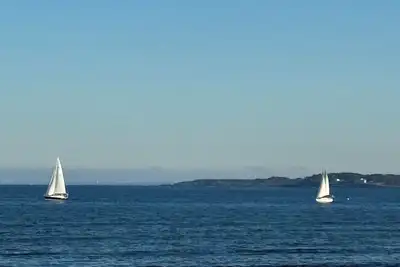 Image de 2br Coastal Retreat + Ev: 30m Boston, 15m Salem, 5m Beach