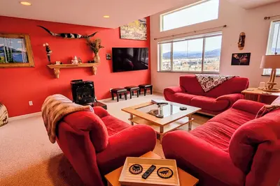 Image de Welcoming 4-bedroom townhome in Fraser with amazing view and private  hot tub