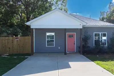 Image de Charming 3-bedroom house in terrific Charlotte and close to Uptown