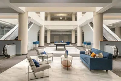 Image de Luxe Condo Near Convention Center & Downtown Indy