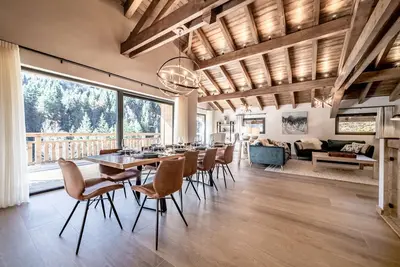 Image de Chalet Bartlett chalet neuf et paisible proche du centre de Morzine