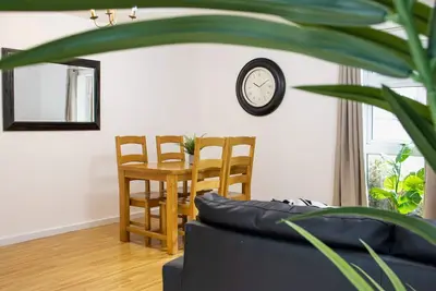 Image de Telford Centre - 2 Bed Apartment