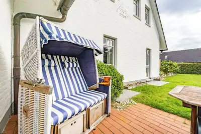 Image de Cozy vacation apartment with sauna, garden and terrace in Keitum on Sylt