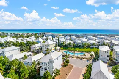 Image de Prominence on 30a Hakuna Matata - Next to the Pool! Free Golf, Sleeps 10